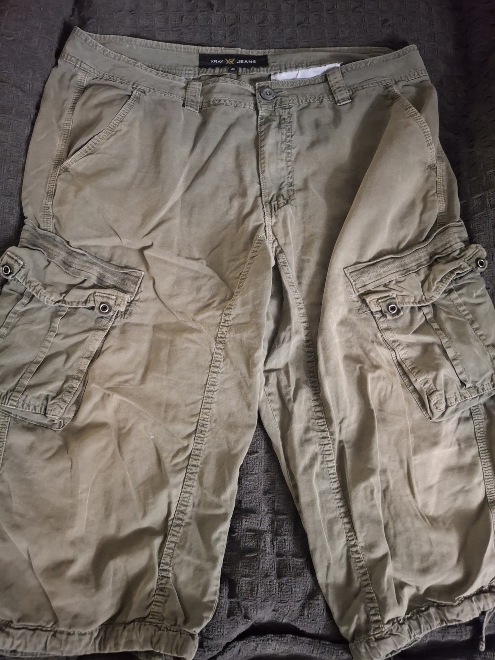 Relaxed Olive Cargo Sorts with Utility Pockets